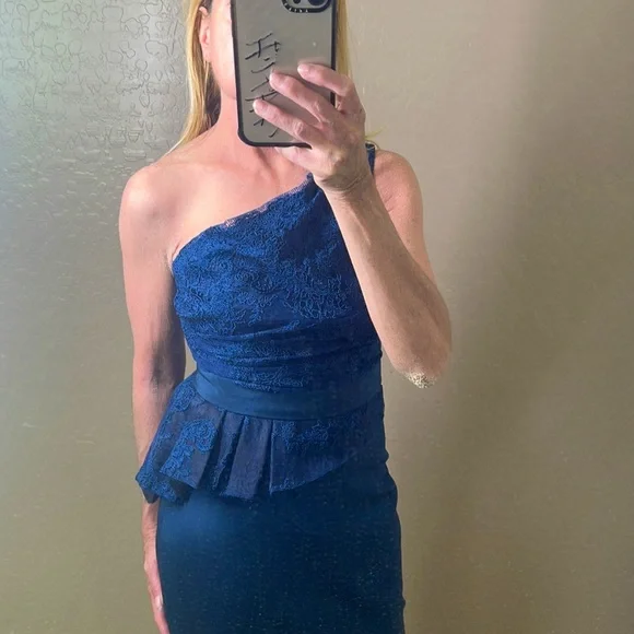 Marchesa Notte One Shoulder Lace Gown Dress Navy Size 0 - Picture 3 of 10